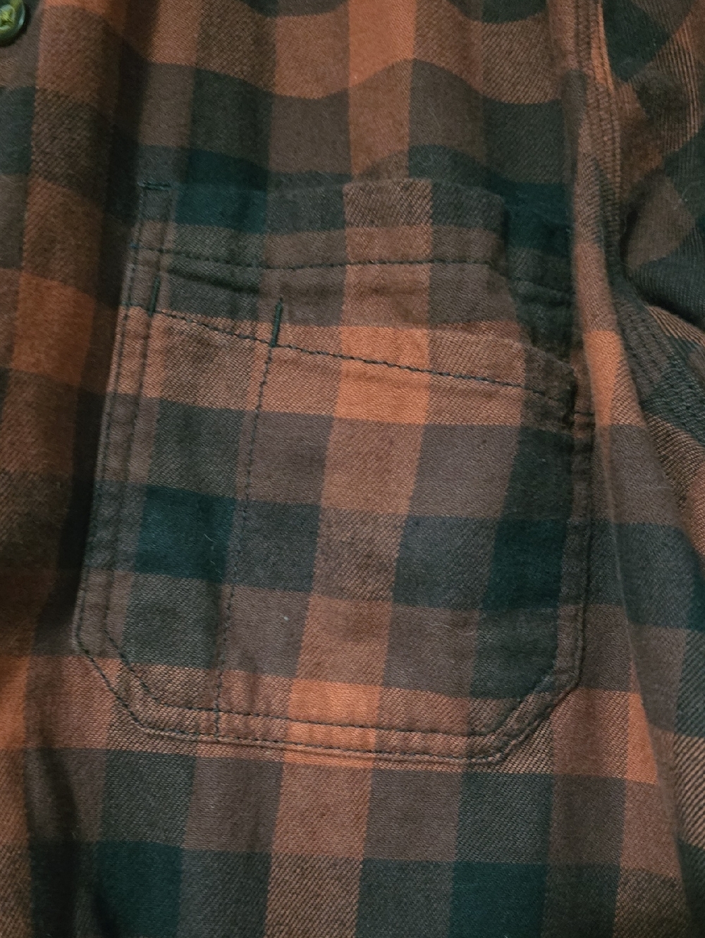 Carhartt Womens Red & Black Plaid Flannel Shirt - Picture 3 of 7